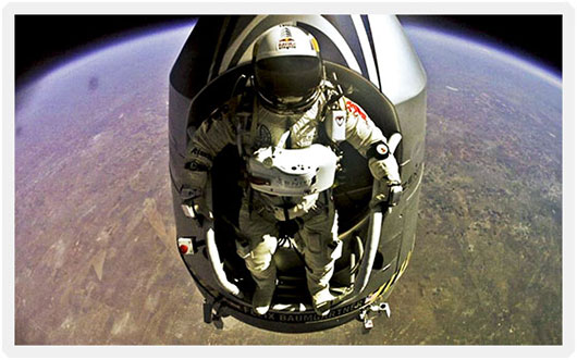 tørst Perseus Hassy Did Felix Baumgartner (Red Bull Stratos) Go 200mph, Mach 1.24 Or Faster  Than The Speed Of Light? (+ Video) - blog - AirPigz