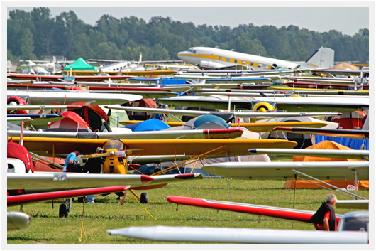 http://airpigz.com/blog/2014/8/4/osh14-thursday-august-1-see-the-sea-of-airplanes-coolpix.html